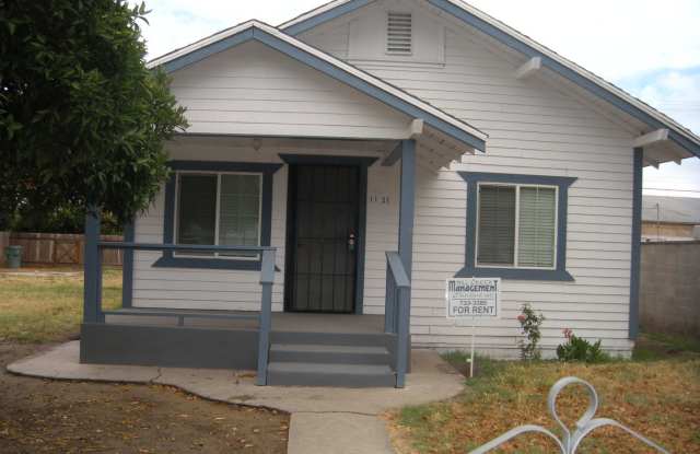 NW Home - 1131 North West Street, Visalia, CA 93291