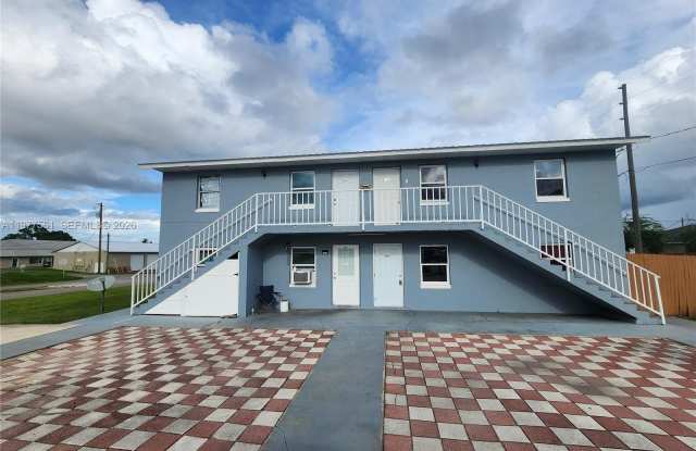 4131 Commercial Dr, Sebring, FL 33870, USA photos photos