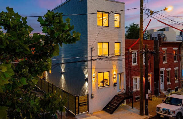 2641 MARTHA Street Gallery 1