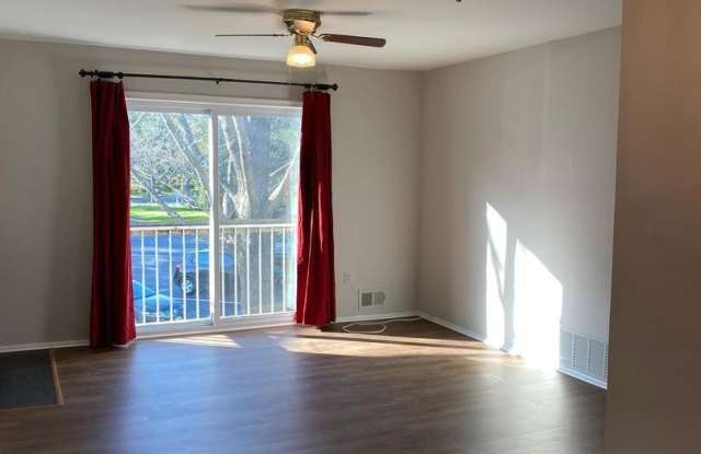 15 AZALEA Court Gallery 4