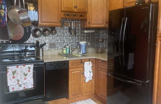 335 E Lancaster Ave photos photos