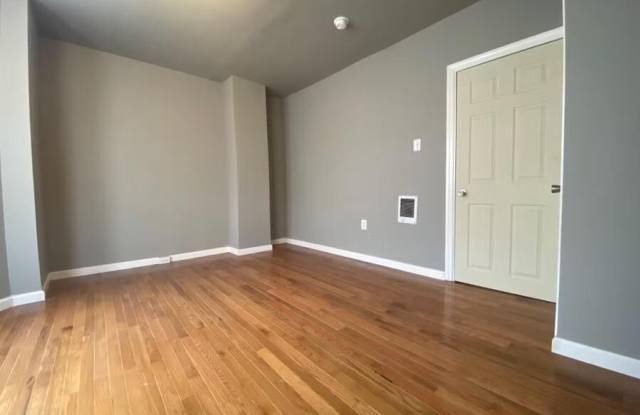 4932 W THOMPSON Street W Gallery 3