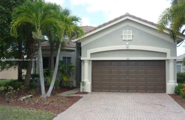 7817 NW 121st Way photos photos