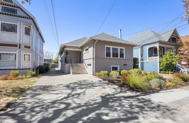 1545 Verdi St #A - 3 bedroom | 2 bath | Single family home Gallery 1