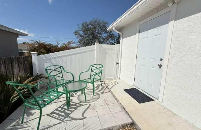 1938 SW Diamond Street photos photos