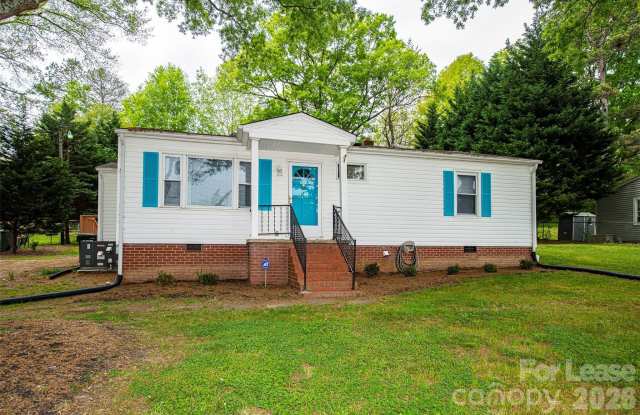 2711 Springbrook Circle - 2711 Springbrook Circle, Gaston County, NC 28052 2711 Springbrook Circle - 2711 Springbrook Circle, Gaston County, NC 28052