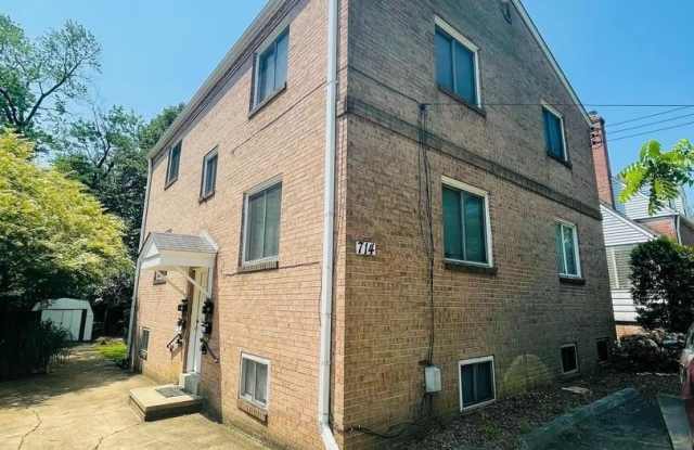 714 20TH STREET S - 714 20th Street South, Arlington, VA 22202