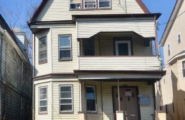 899 S 18Th St photos photos