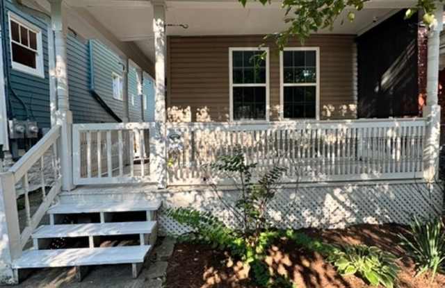 Charming 3BR House in Covington photos photos