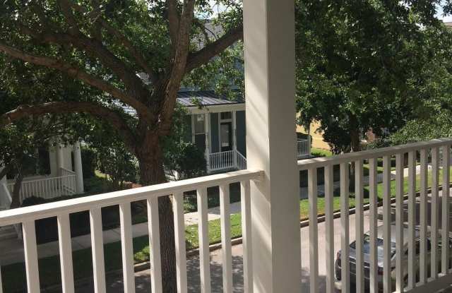 1635 Hanks Avenue Gallery 2