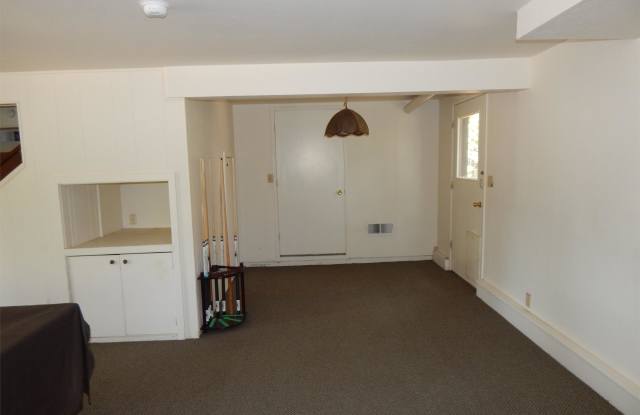 1640 Patricia Lane Gallery 3