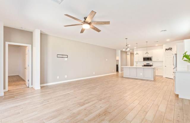 10617 S 55th Drive photos photos