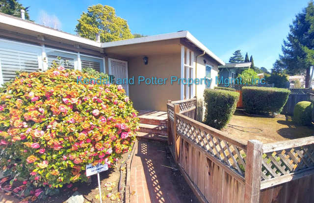 Delightful 3bed/2.5bath home in Rio Del Mar photos photos