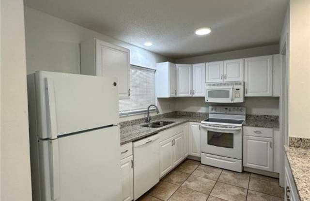4826 Marine Drive unit: B photos photos
