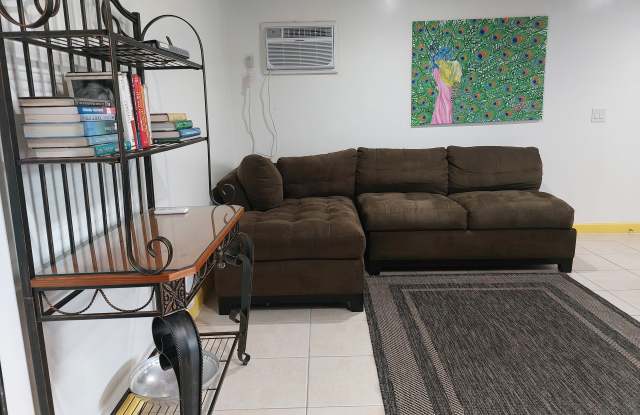 1057 Southwest Dalton Avenue Gallery 2