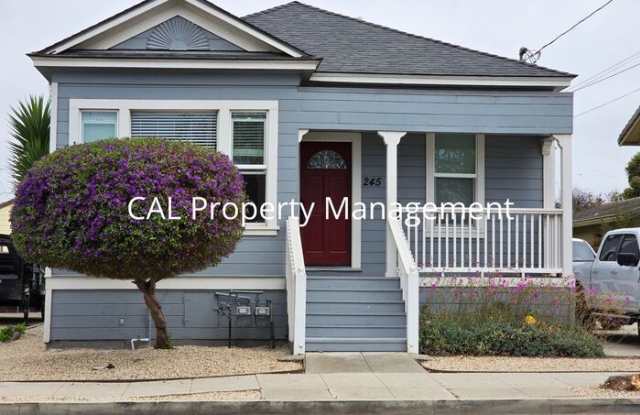 245 Maple Street photos photos