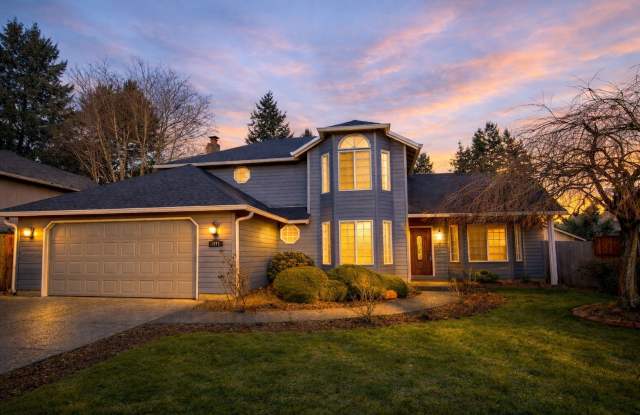 Spacious 2 Story Home in Cascade View Estates for Lease - 3511 NE 158th Pl photos photos