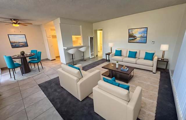 12425 S. Paramount Blvd. photos photos