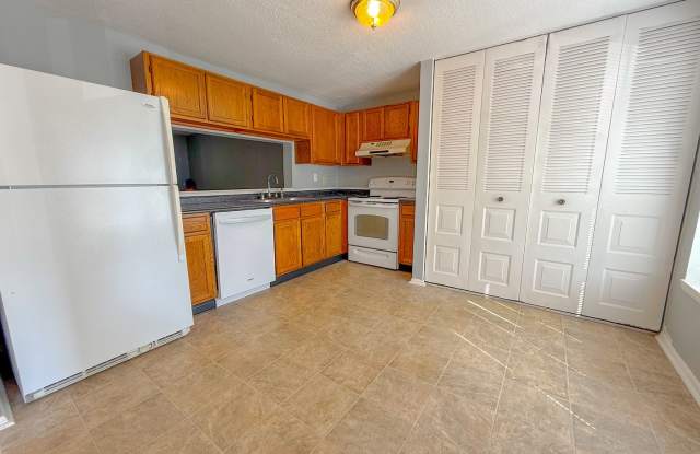 Move-In Ready North Raleigh Townhome Near I-440 & I-540 photos photos