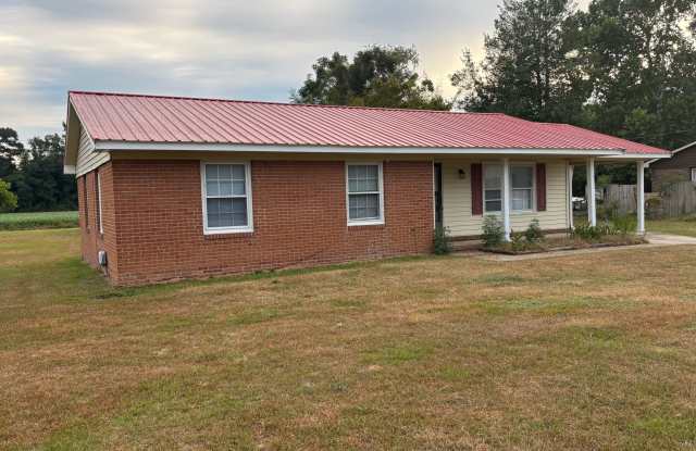 5913 McDonald Road Gallery 4