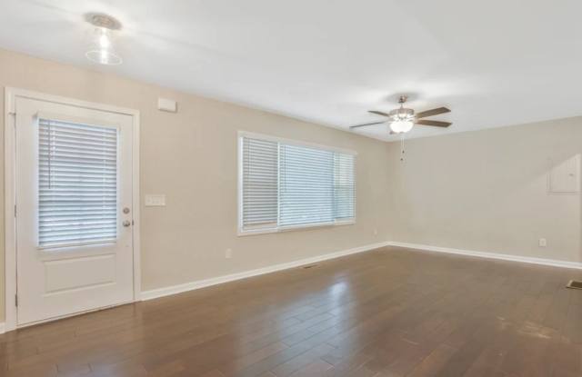 2939 North 39th Avenue photos photos