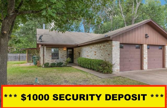 Spacious 2/1 Duplex in Central Taylor, Tx photos photos