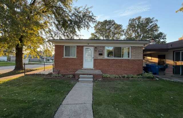 FOR RENT – 3 Bedroom Brick Ranch in Dearborn Heights | $1900./Month | (313) 429-3244 Gallery 1