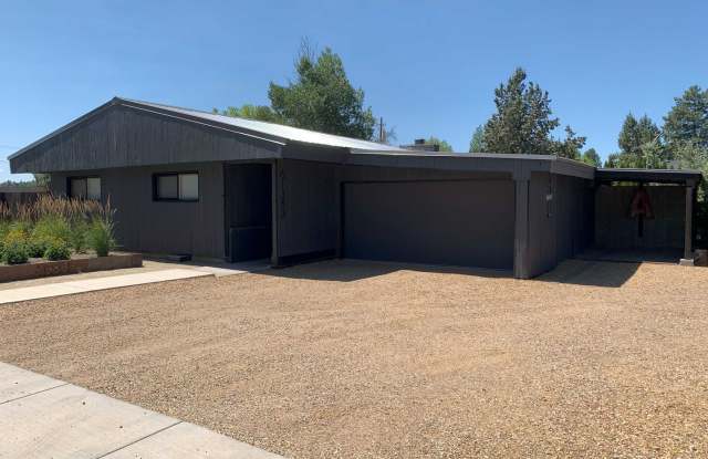 3 Bed 2 Bath Single level FULLY FURNISHED photos photos