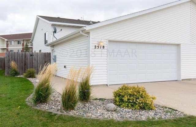 3 Bedroom Townhome in South Fargo photos photos