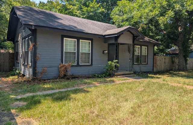 Available Early July - Cute Home on Texas Side photos photos