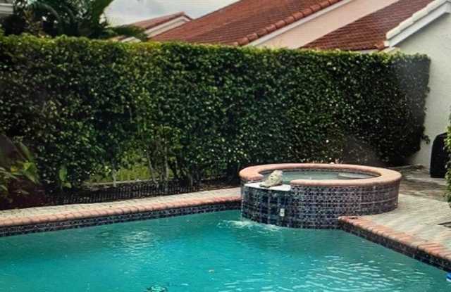 17275 VENTANA Drive Gallery 1