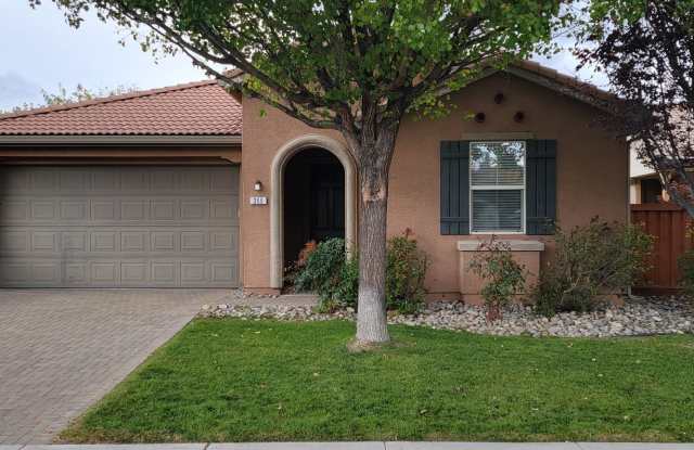 One Story South Meadows Home - Pet Friendly photos photos