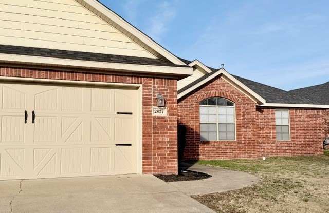 2827 N Cassius Lane photos photos