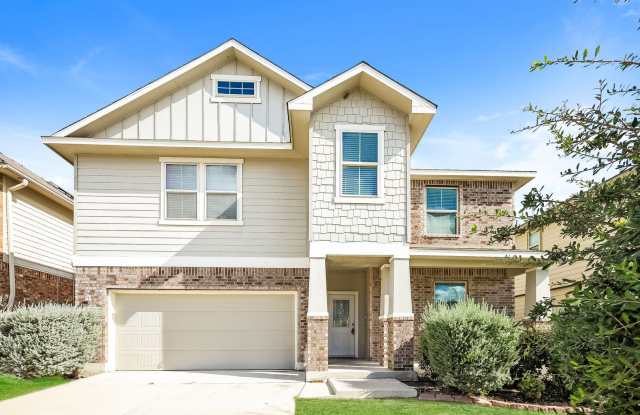 HUGE 4 BEDROOM 3.5 BATHROOM HOUSE- ONLY 7.5 MILES FROM RANDOLPH AIRFORCE BASE photos photos
