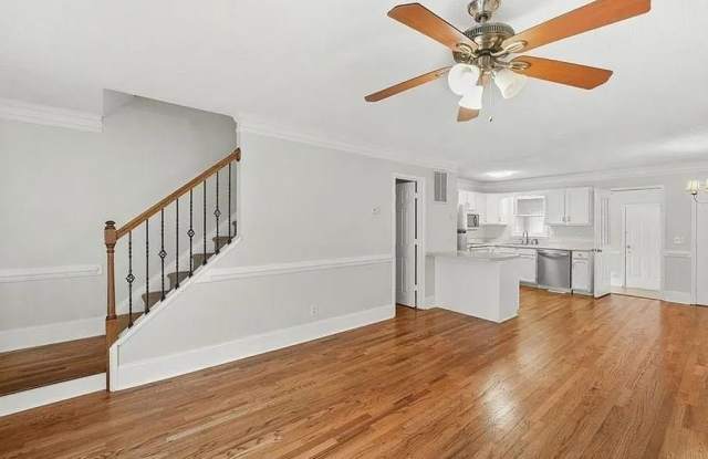 140 Davis Mill Court Gallery 2