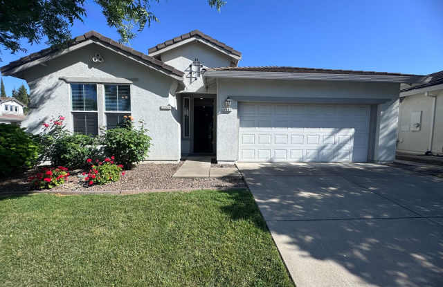 Stonelake Community - Four Bedroom! photos photos