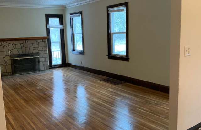 Spacious 6 bedroom house in Minneapolis!! photos photos Spacious 6 bedroom house in Minneapolis!! photos photos