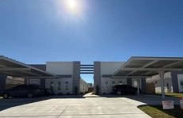 3104 West Driftwood Street photos photos