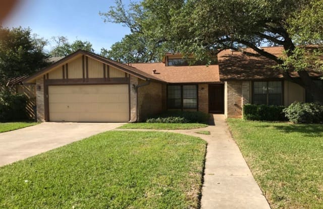 4635 Green Acres Woods - 4635 Green Acres Woods, San Antonio, TX 78249