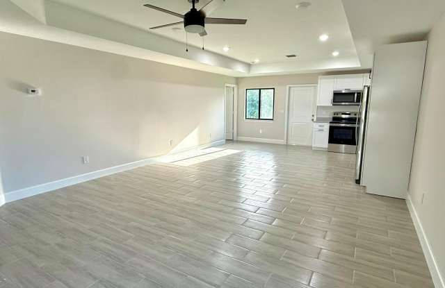 4421 TIMBER RIDGE LANE B Gallery 2