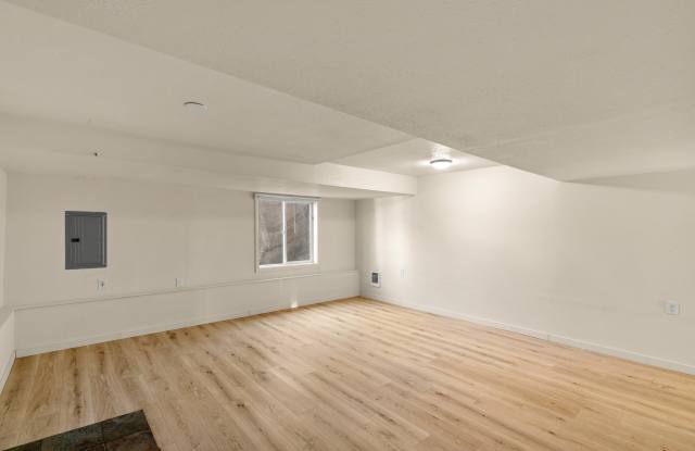 216 North K Street - 4 Gallery 3