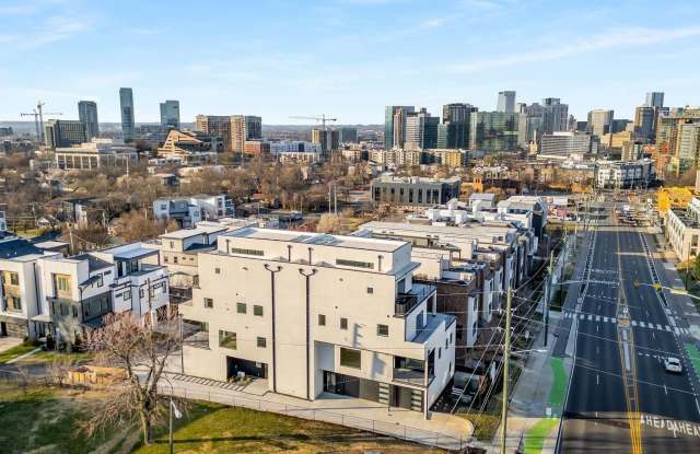 ONE-OF-A-KIND 4BR/3.1BA FOUR-STORY LUXURY RESIDENCE WITH DOWNTOWN & MIDTOWN VIEWS! Gallery 3