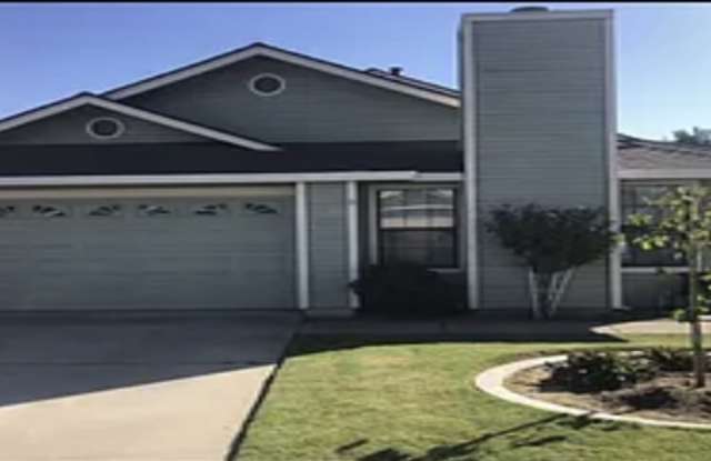 940 Grandview Cir photos photos