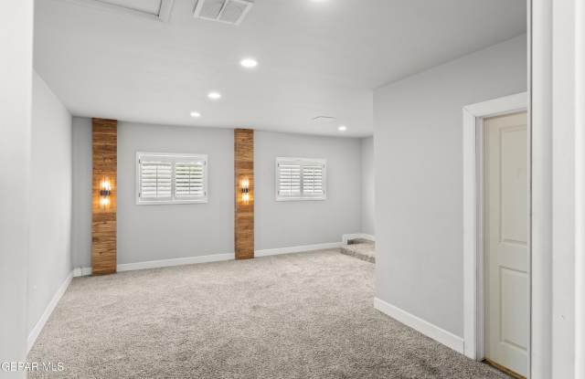 5409 EDMONTON Avenue Gallery 4