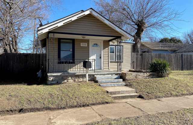 1115 S Atlanta Ave photos photos