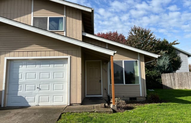 1336 Q St. - 1336 Q Street, Springfield, OR 97477