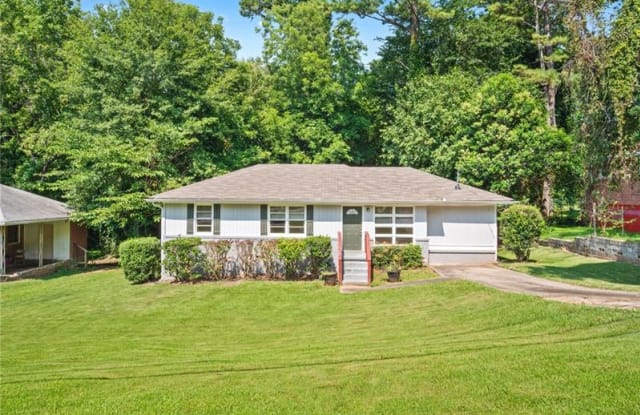 2889 Horse Shoe Drive SE - 2889 Horse Shoe Drive, Gresham Park, GA 30316