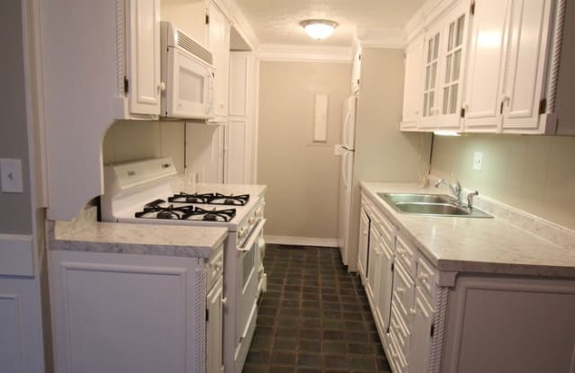 3845 Lamarque Court - 3845 Lamarque Court, Columbus, OH 43232
