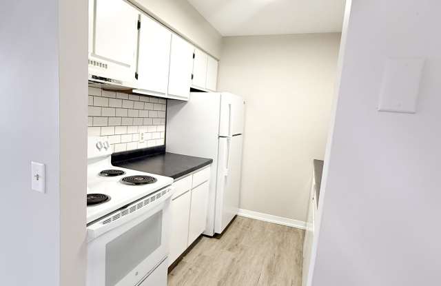 2039 Inverway Court Gallery 2