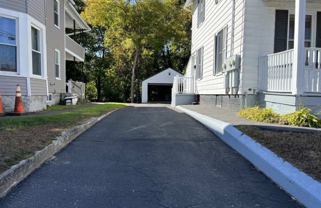 109 Brookside Avenue Gallery 2